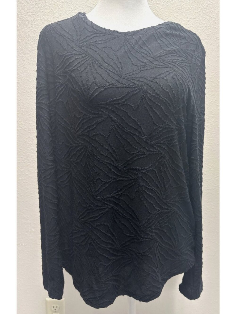 Simple Vera Wang Velvet Burnout Long Sleeve Black Top Small Whimsigoth Fairycore